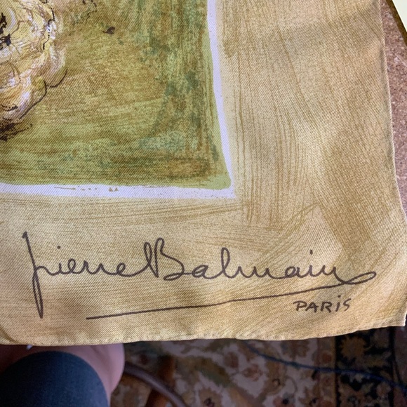 Pierre Balmain Polyester Scarf - Picture 2 of 2